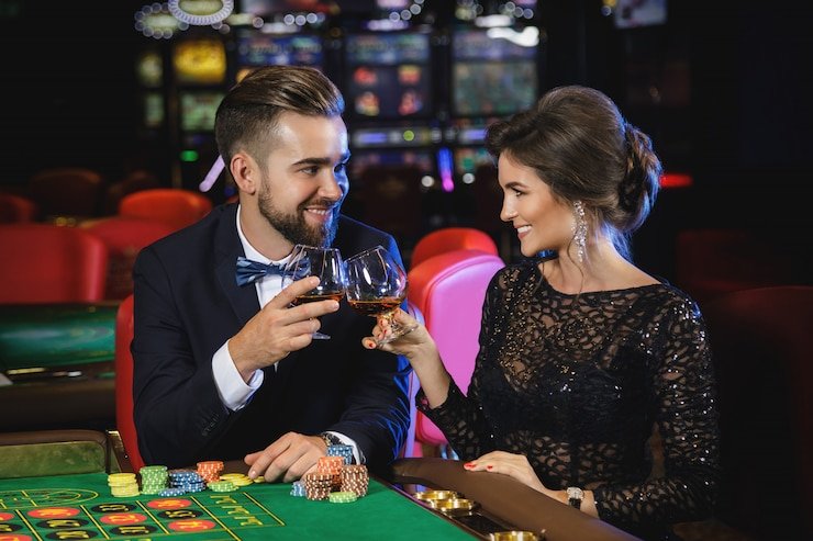 casaprize EuroLeague live-dealer studio with Dragon Tiger and Roulette tables